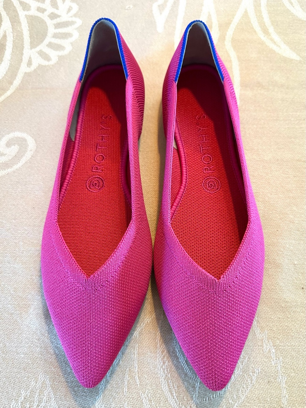 Rothy’s The Point Berry Pink Flats Size 10 NWT/NIB Retired Color - Picture 5 of 5